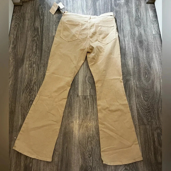 NWT MOTHER The Weekender Mid Rise Flare Jeans in Brown Bag Size 33 - Picture 7 of 9